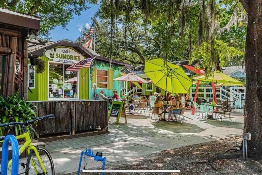 In The Center Of Gulfport, Min Away From The Beach! セント・ピーターズバーグ エクステリア 写真